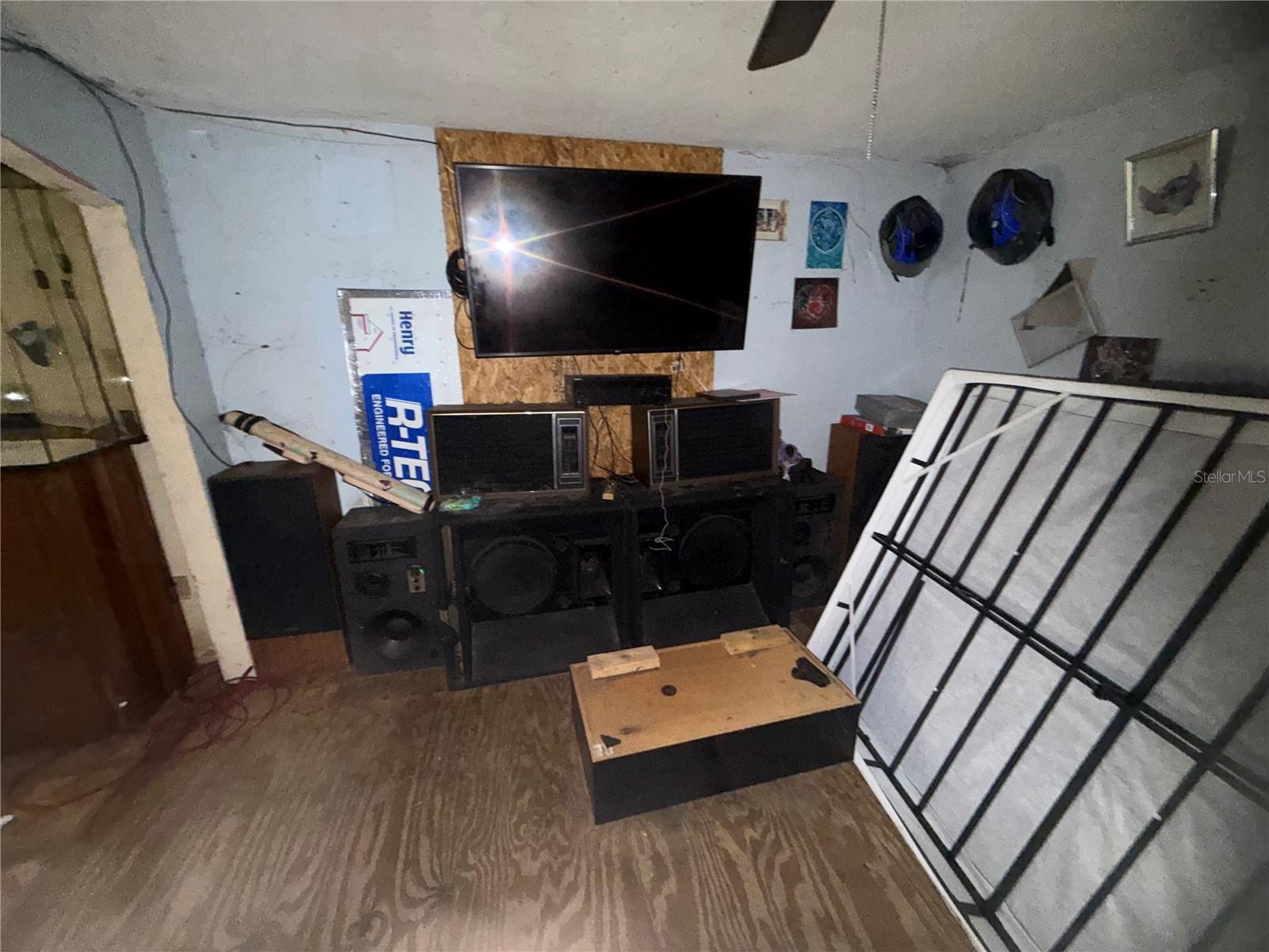 130 FOREST AVE, DAVENPORT, FL, 33837
