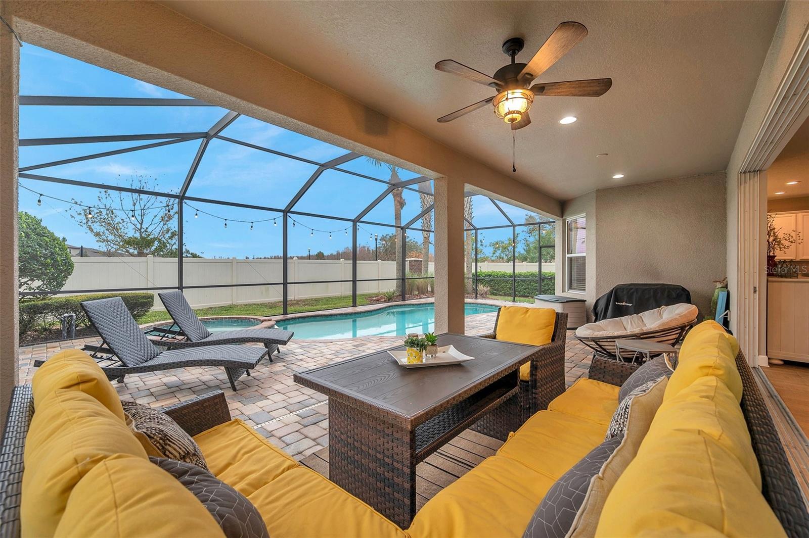 9323 BELLA VITA CIR, LAND O LAKES, FL, 34637