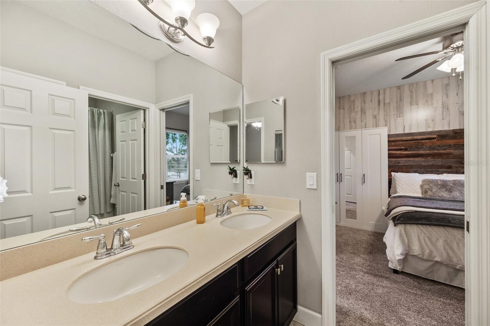9323 BELLA VITA CIR, LAND O LAKES, FL, 34637