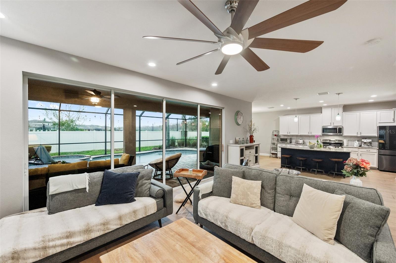 9323 BELLA VITA CIR, LAND O LAKES, FL, 34637