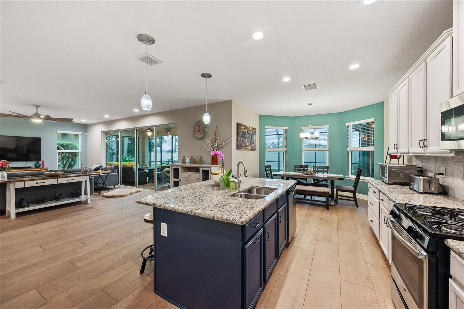 9323 BELLA VITA CIR, LAND O LAKES, FL, 34637