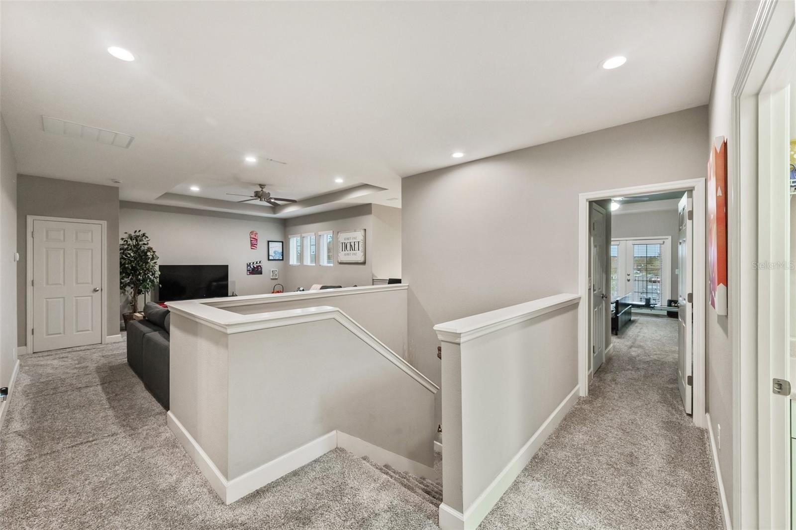 9323 BELLA VITA CIR, LAND O LAKES, FL, 34637