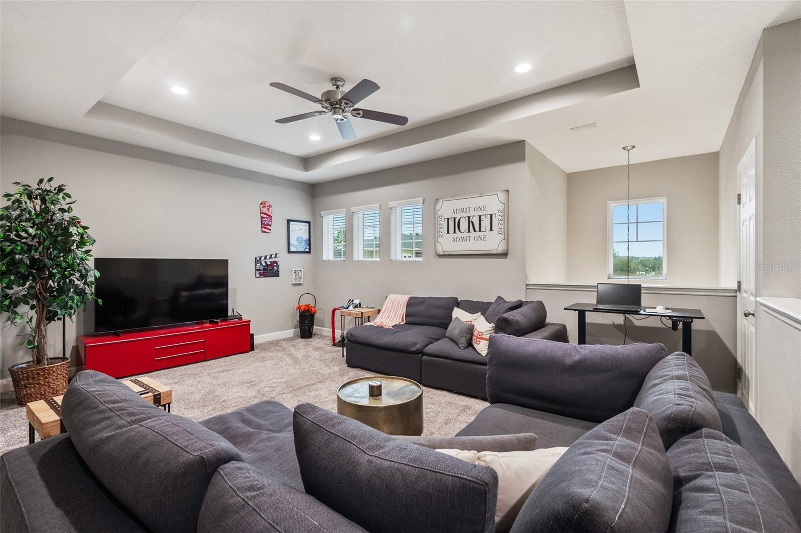 9323 BELLA VITA CIR, LAND O LAKES, FL, 34637