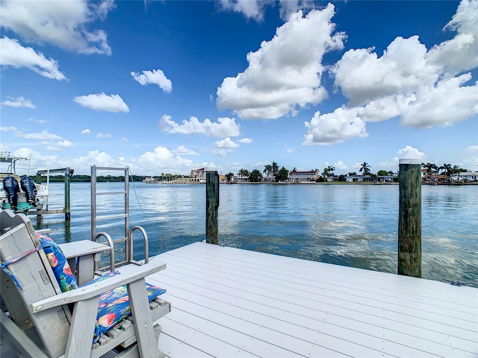 565 CRYSTAL DR, MADEIRA BEACH, FL, 33708