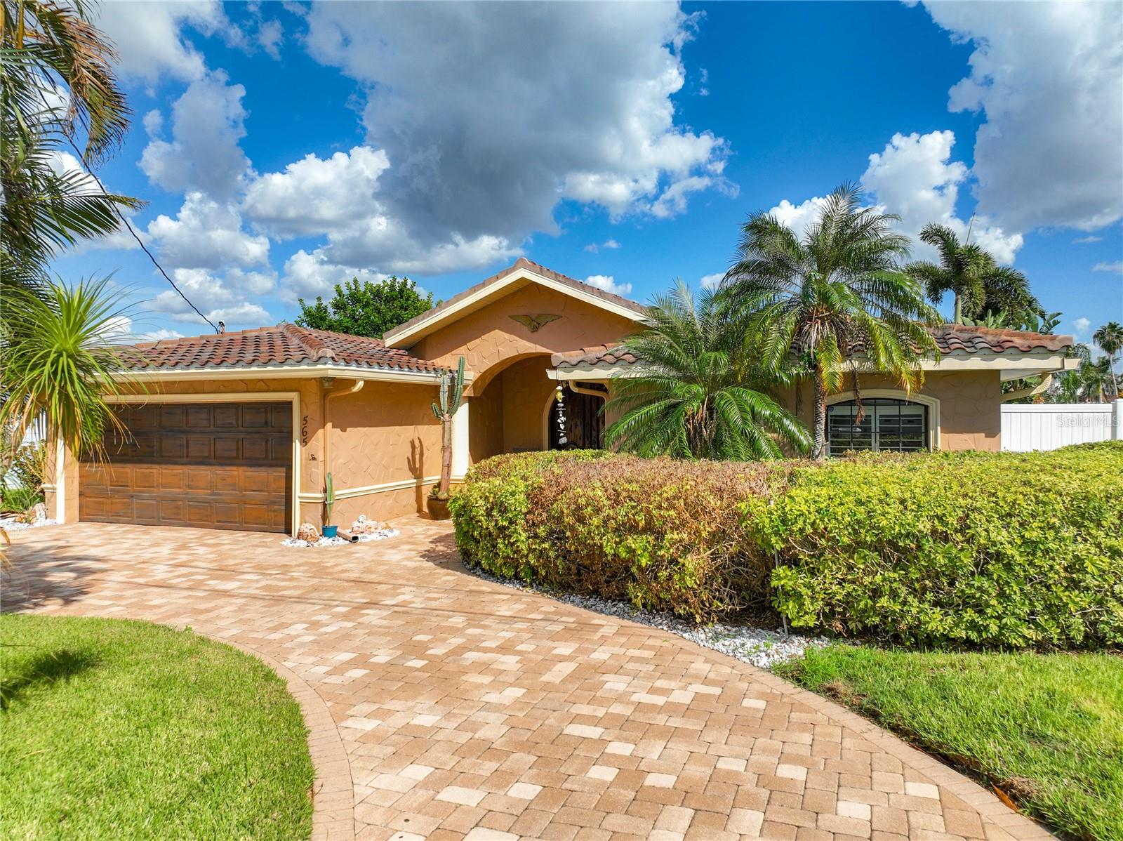 565 CRYSTAL DR, MADEIRA BEACH, FL, 33708