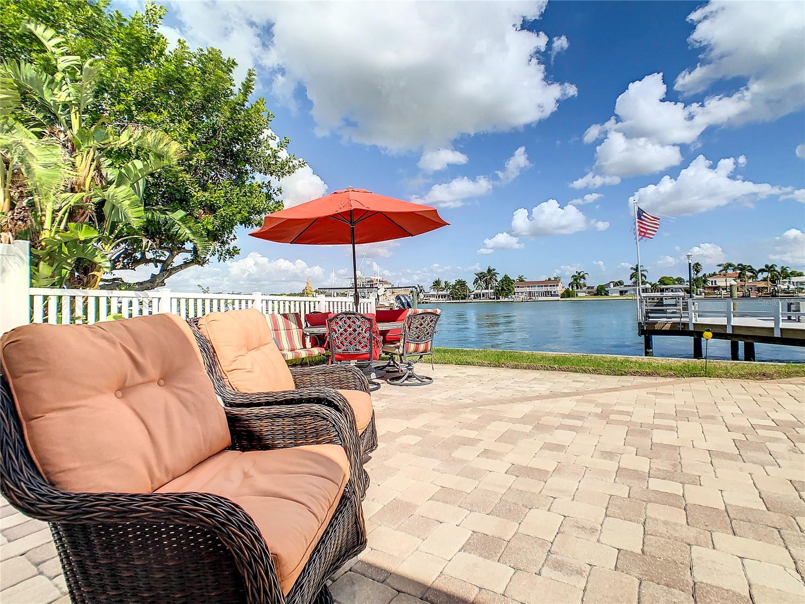 565 CRYSTAL DR, MADEIRA BEACH, FL, 33708