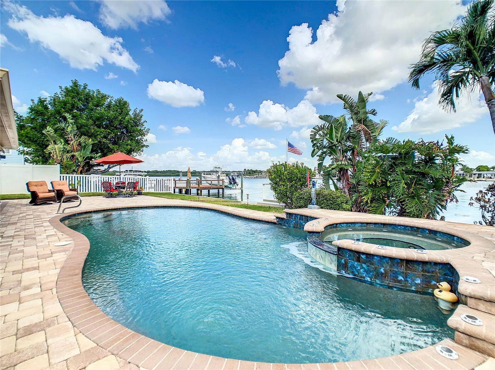 565 CRYSTAL DR, MADEIRA BEACH, FL, 33708