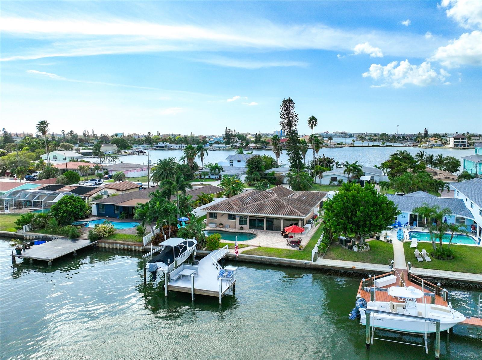 565 CRYSTAL DR, MADEIRA BEACH, FL, 33708