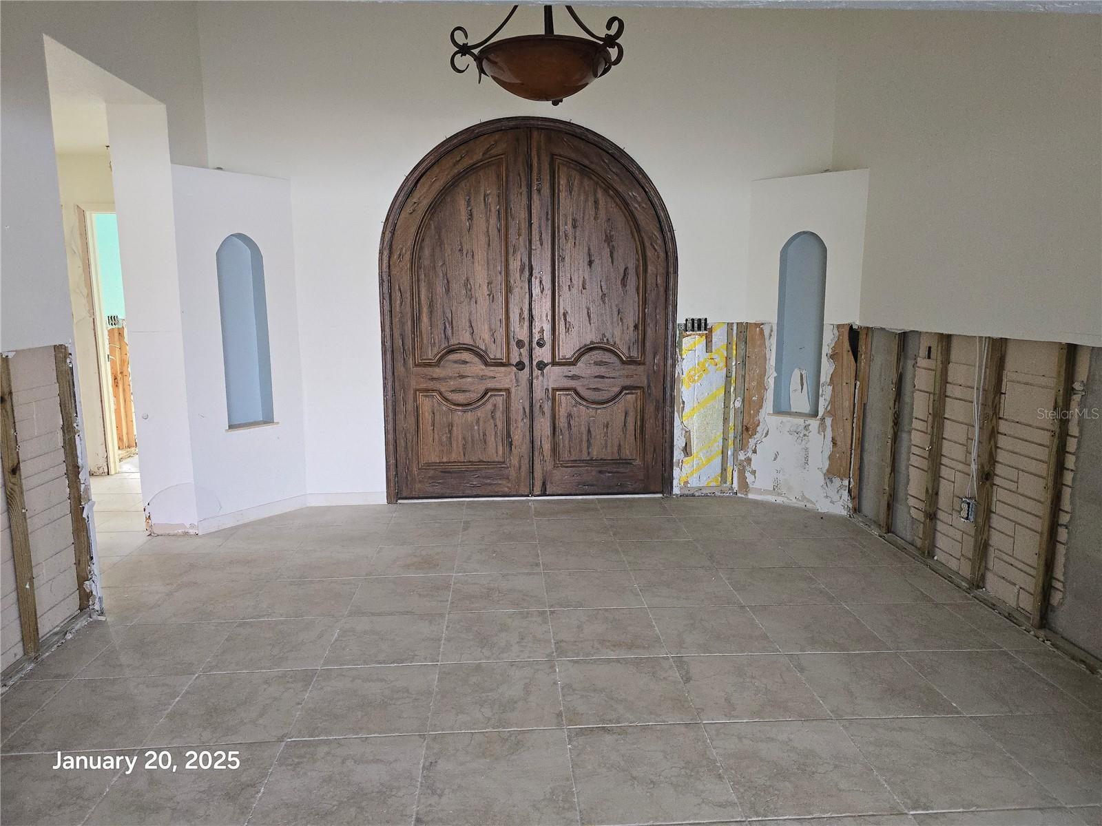 565 CRYSTAL DR, MADEIRA BEACH, FL, 33708