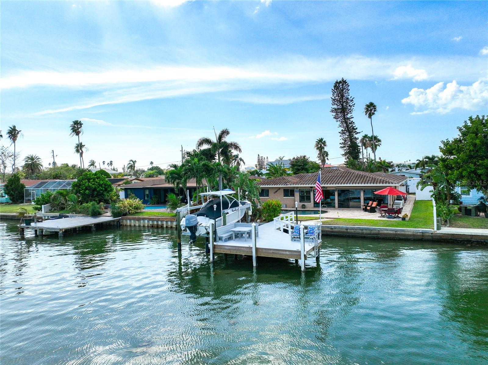 565 CRYSTAL DR, MADEIRA BEACH, FL, 33708