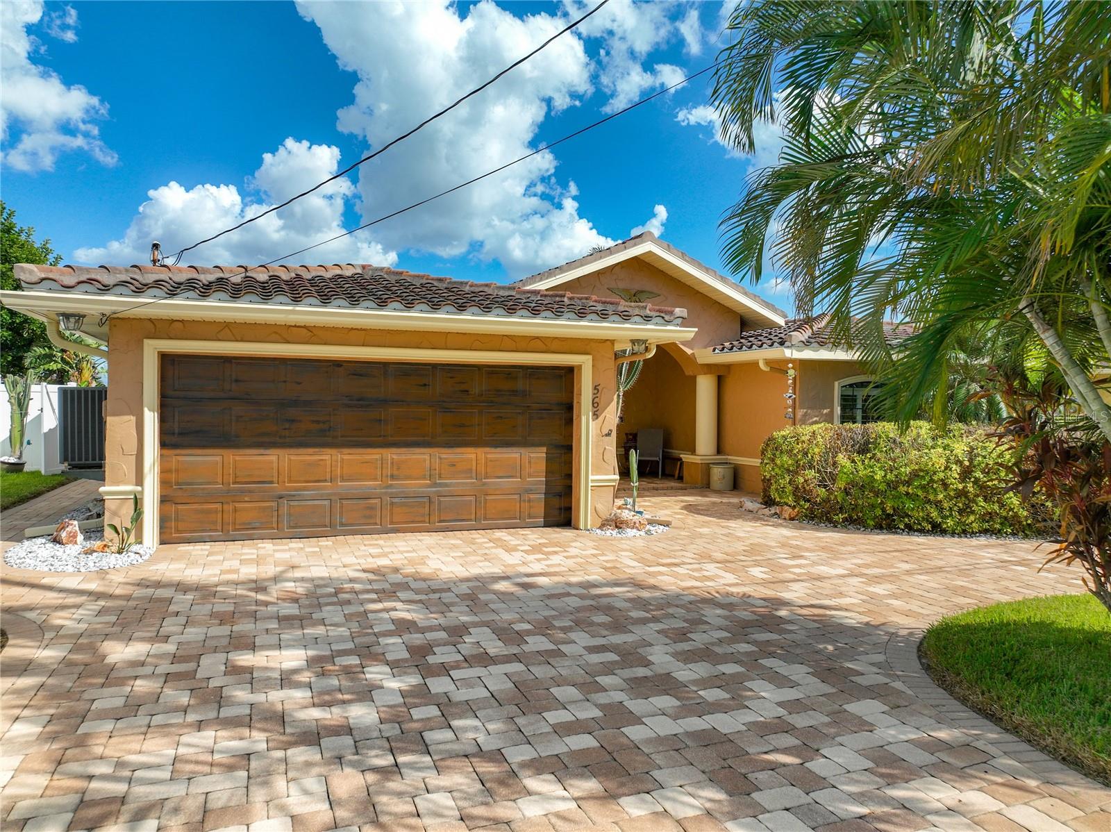 565 CRYSTAL DR, MADEIRA BEACH, FL, 33708