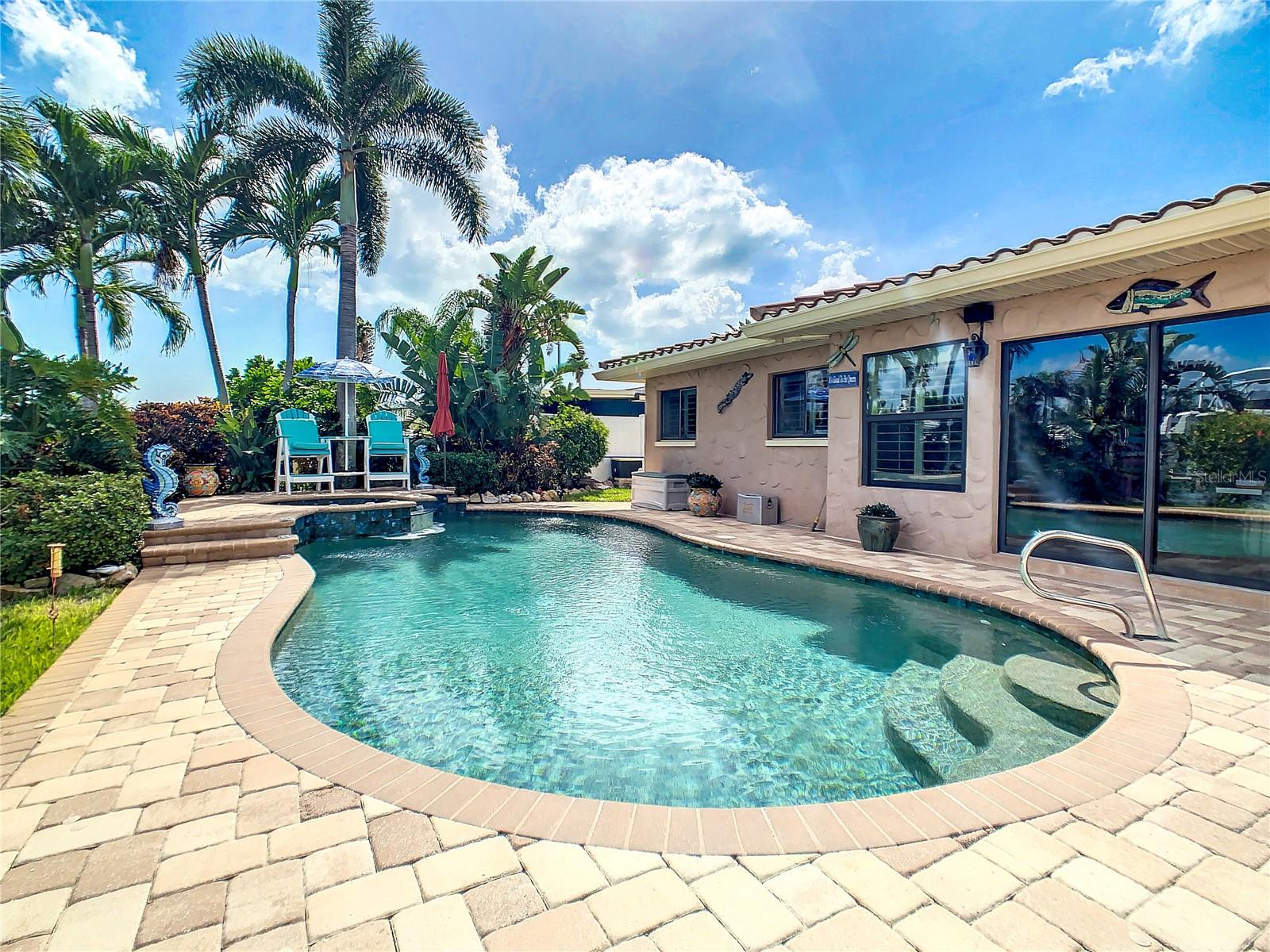 565 CRYSTAL DR, MADEIRA BEACH, FL, 33708