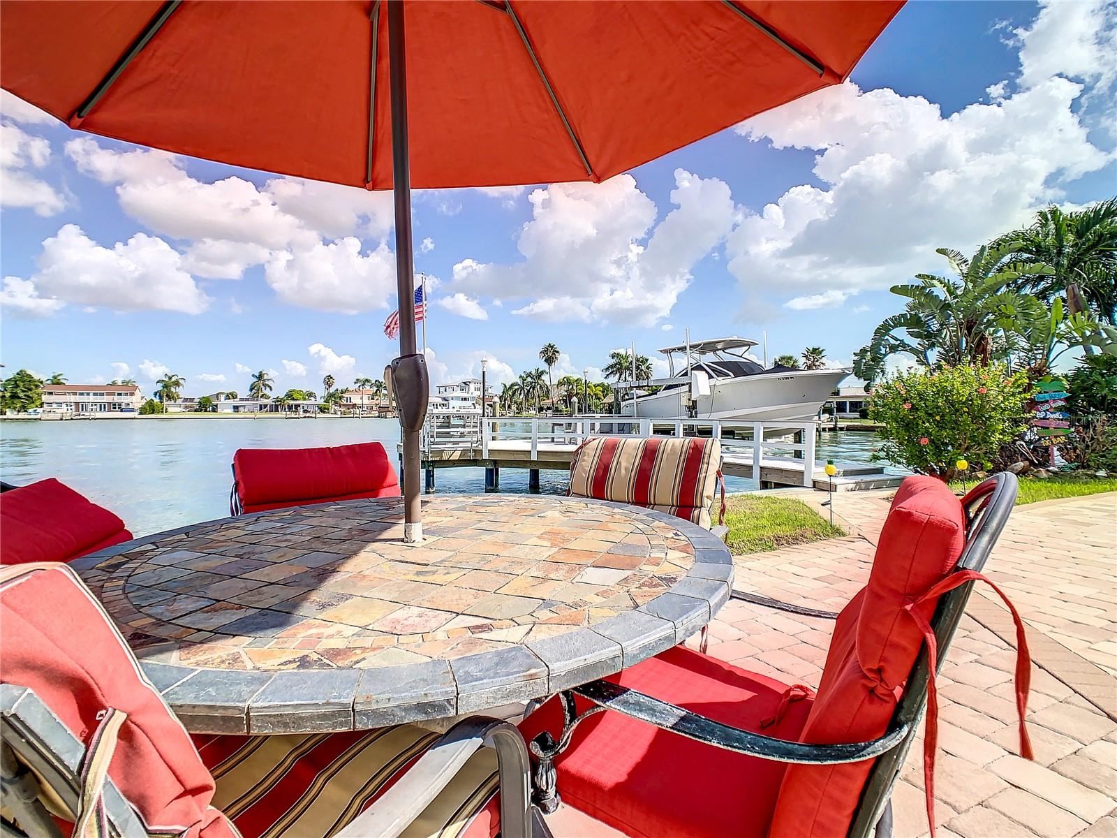 565 CRYSTAL DR, MADEIRA BEACH, FL, 33708
