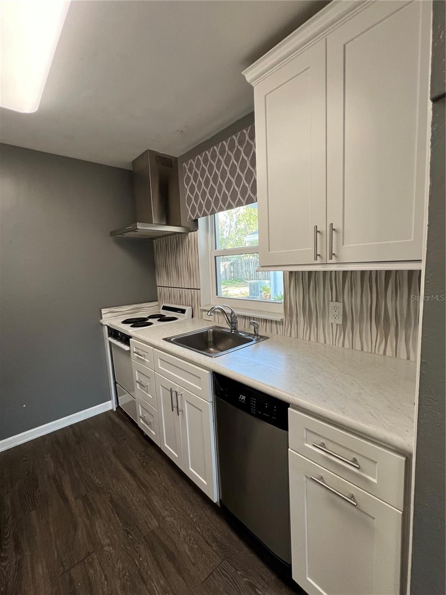 618 W NEW YORK AVE, DELAND, FL, 32720