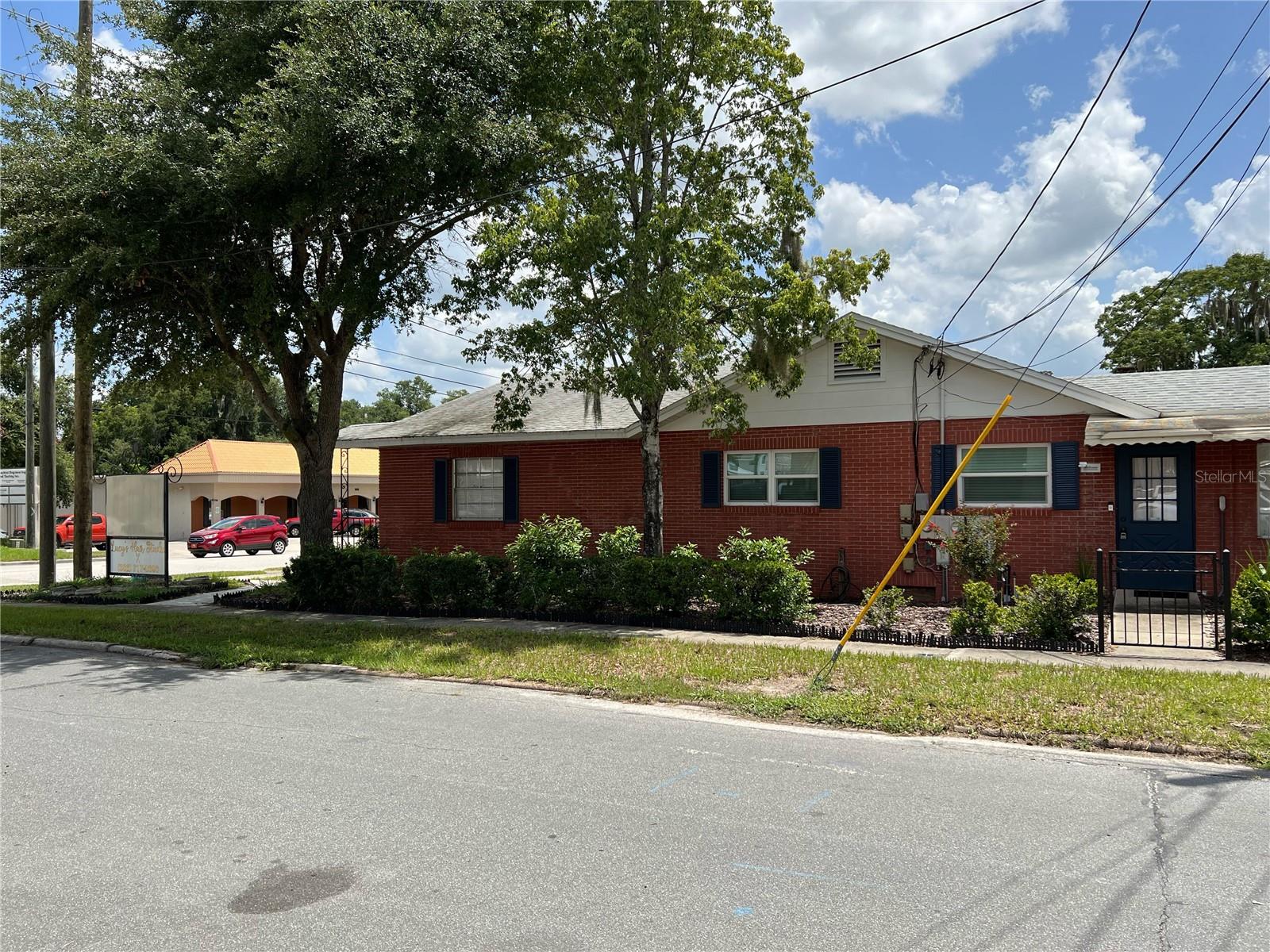 618 W NEW YORK AVE, DELAND, FL, 32720
