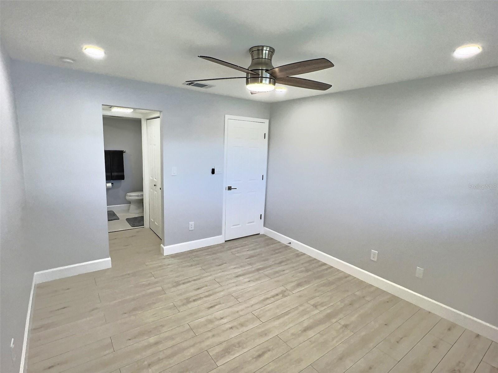 1001 S BAYSHORE BLVD #205, SAFETY HARBOR, FL, 34695