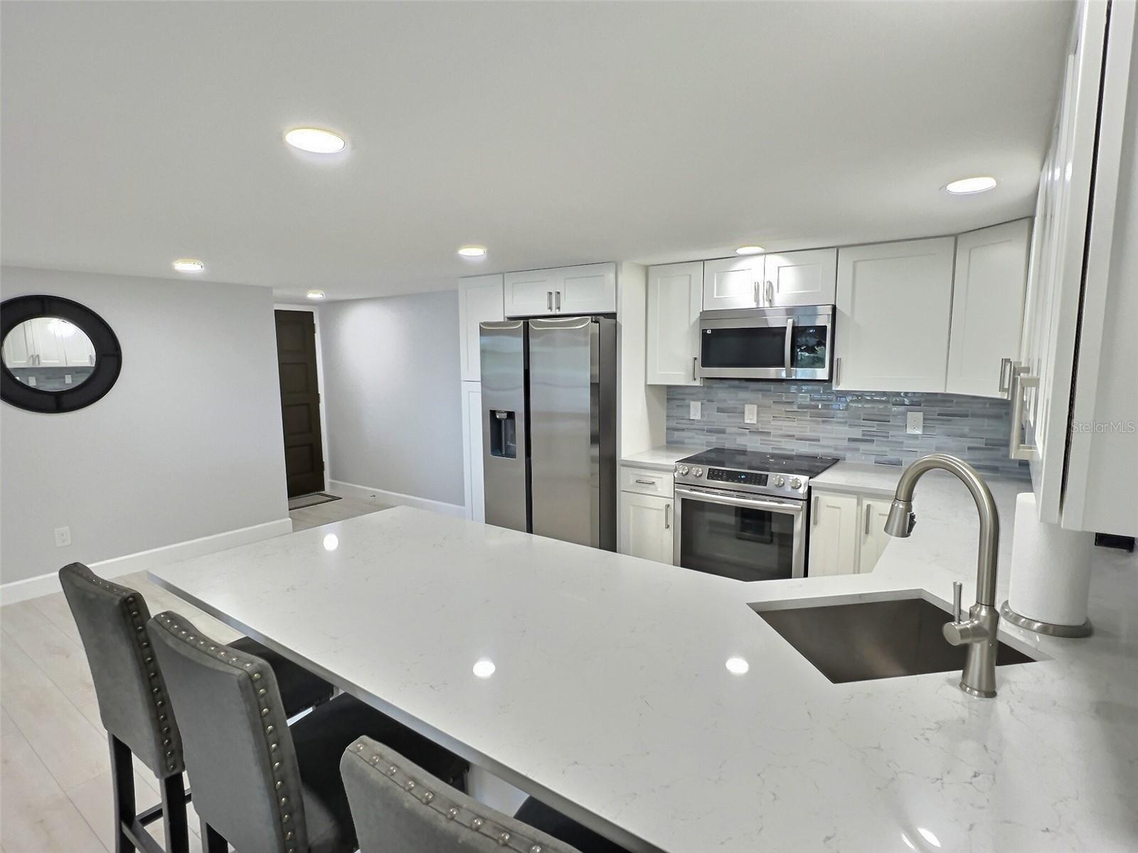 1001 S BAYSHORE BLVD #205, SAFETY HARBOR, FL, 34695