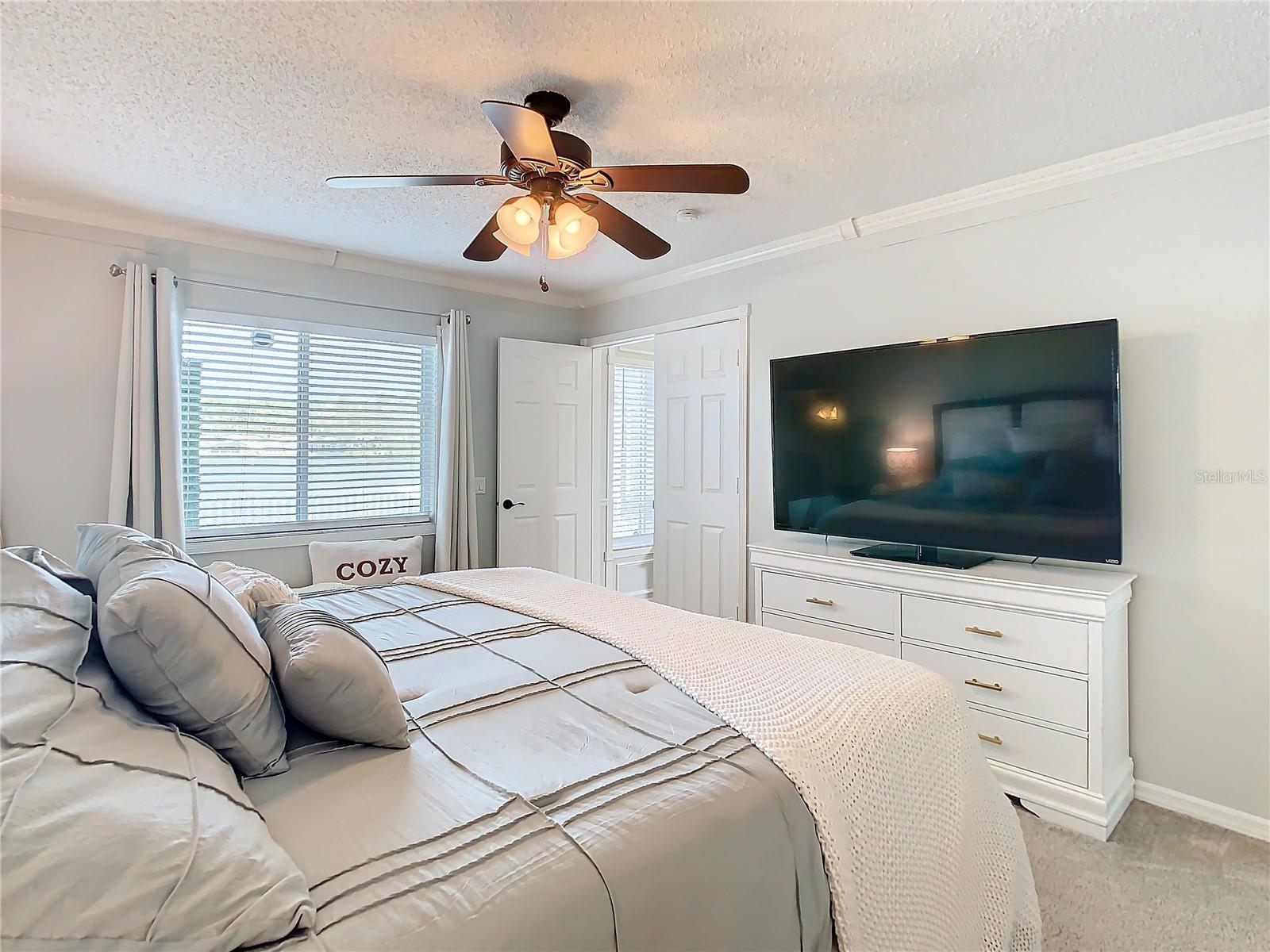 9709 FREDERICKSBURG RD, TAMPA, FL, 33635