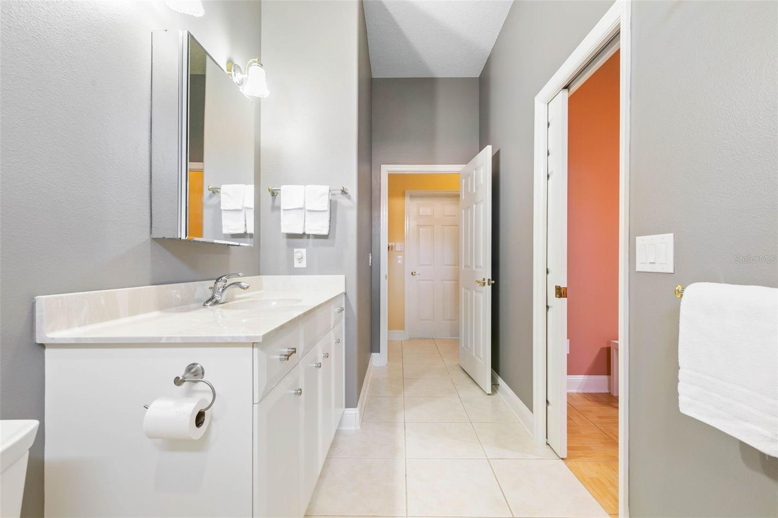 1068 HAMPSTEAD LN, ORMOND BEACH, FL, 32174