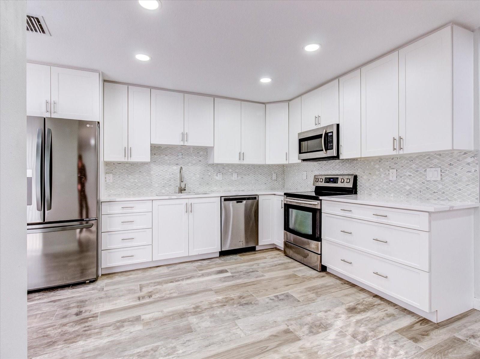 40 ASTER PL, OLDSMAR, FL, 34677