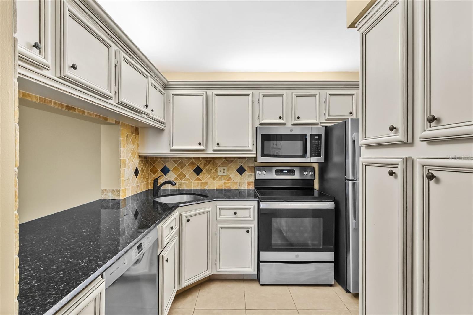 629 SEA PINE WAY #D1, GREENACRES, FL, 33415