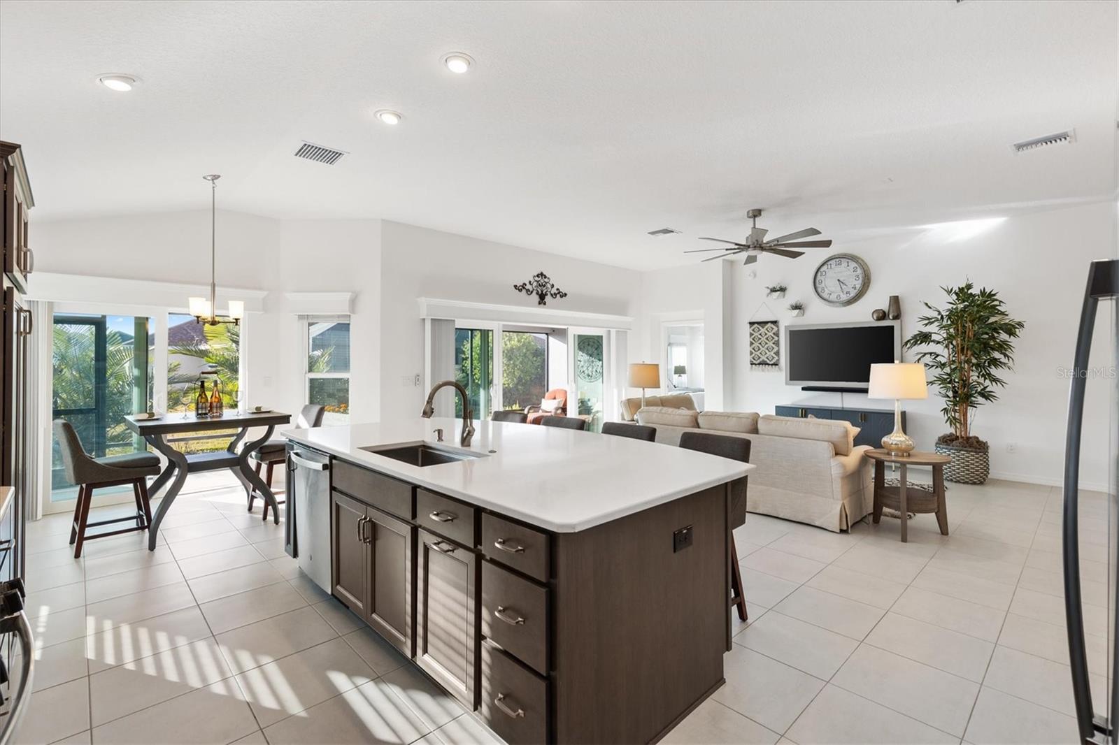 5676 PATTERSON LOOP, THE VILLAGES, FL, 32163