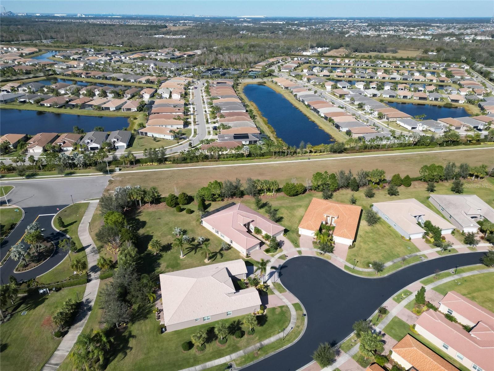 15614 AURORA LAKE CIR, WIMAUMA, FL, 33598