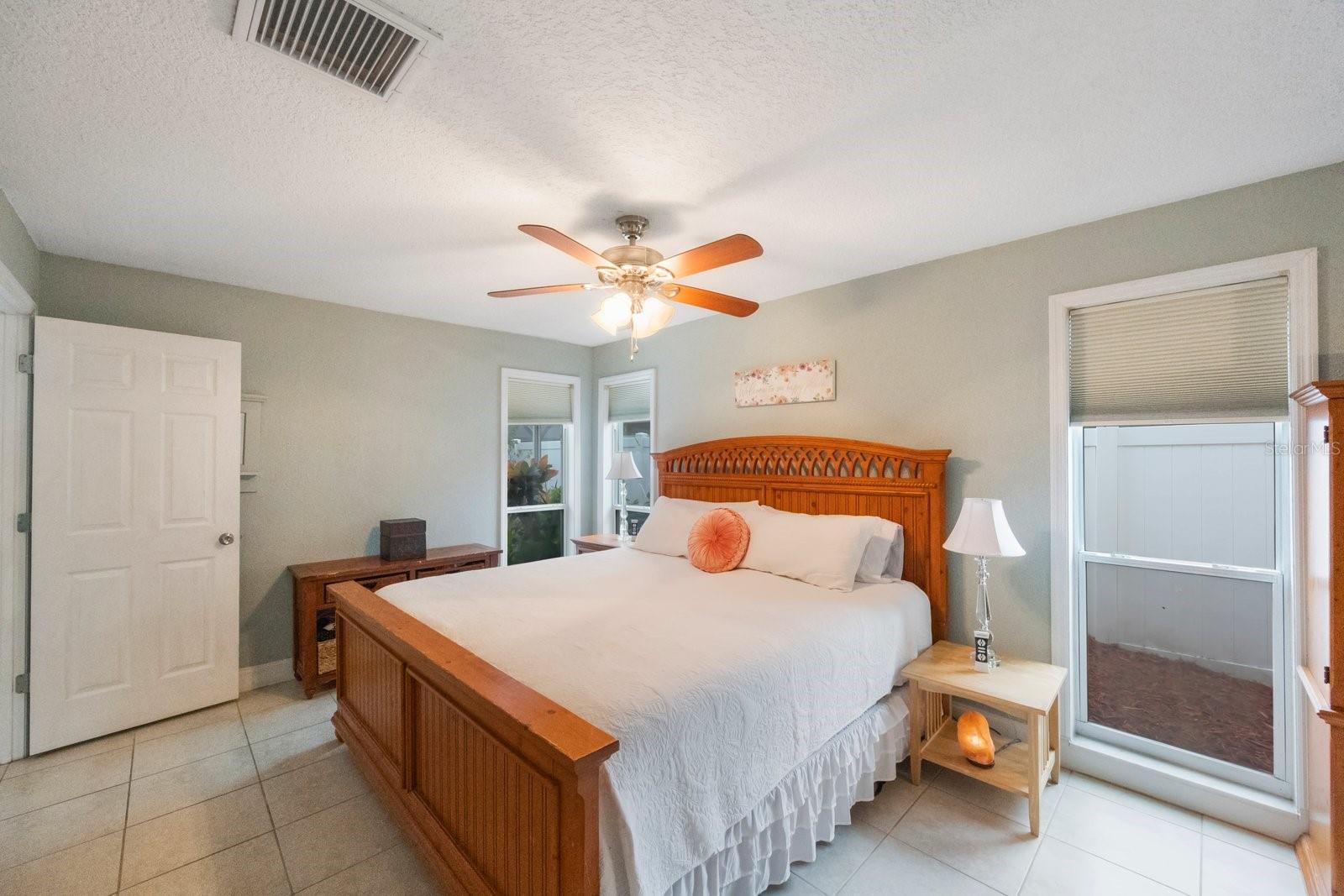13441 DEL PRADO DR S, LARGO, FL, 33774