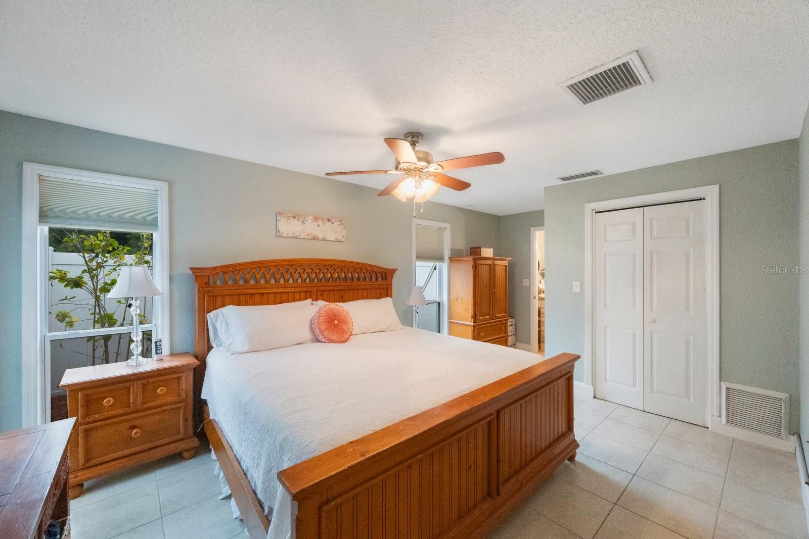 13441 DEL PRADO DR S, LARGO, FL, 33774