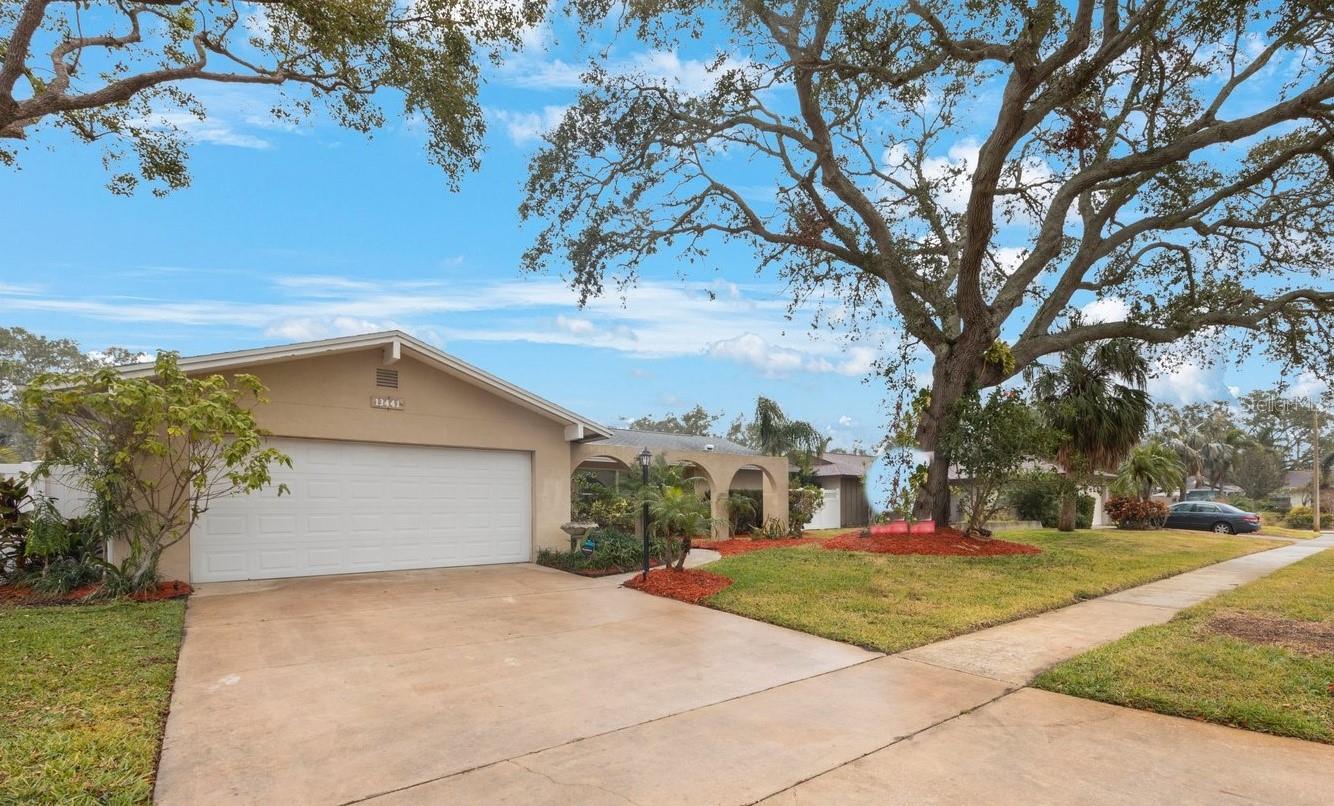 13441 DEL PRADO DR S, LARGO, FL, 33774