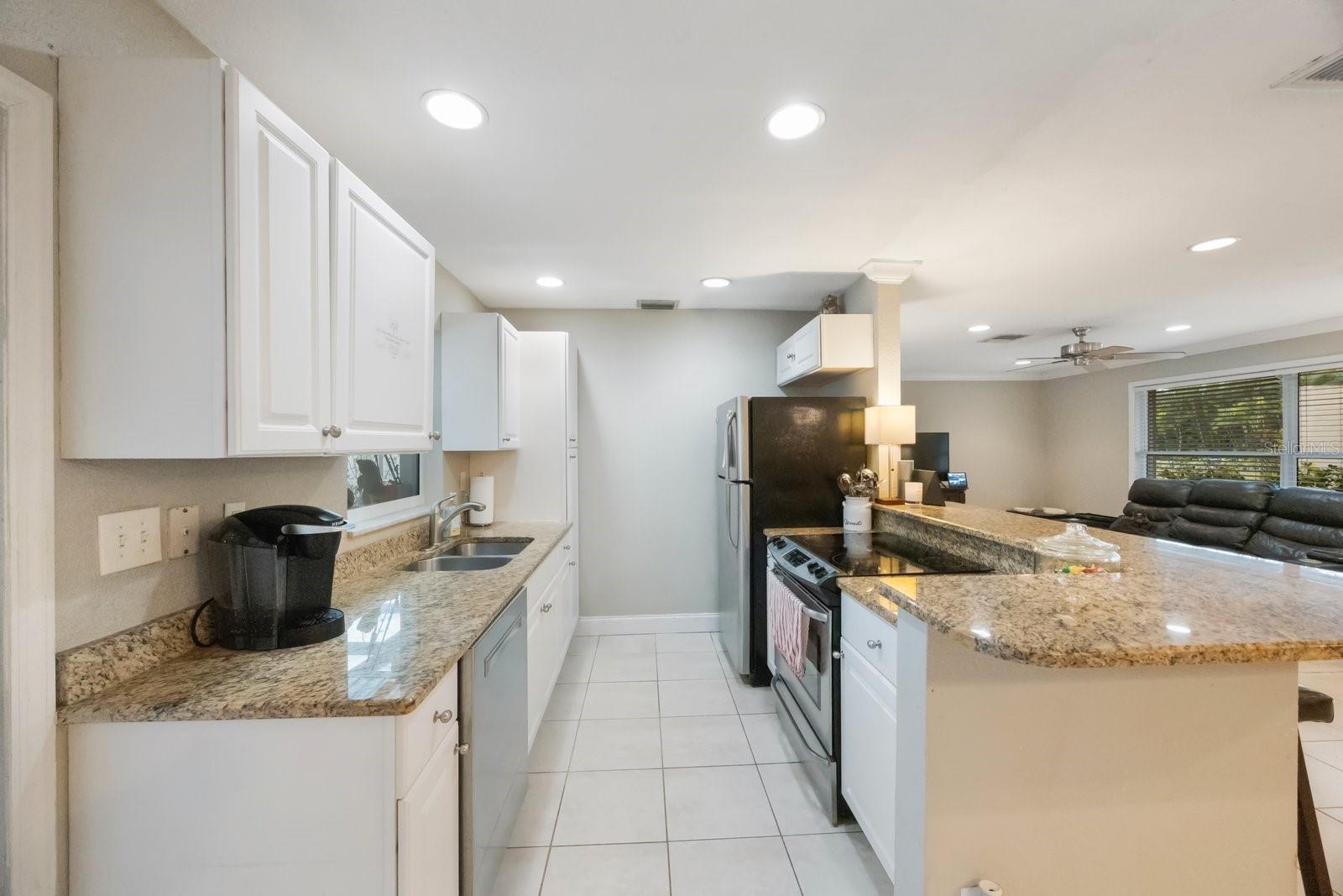 13441 DEL PRADO DR S, LARGO, FL, 33774