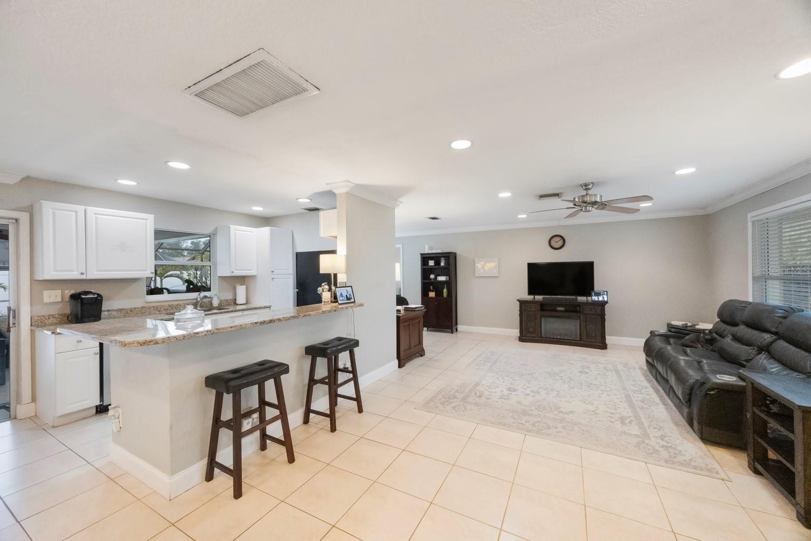 13441 DEL PRADO DR S, LARGO, FL, 33774