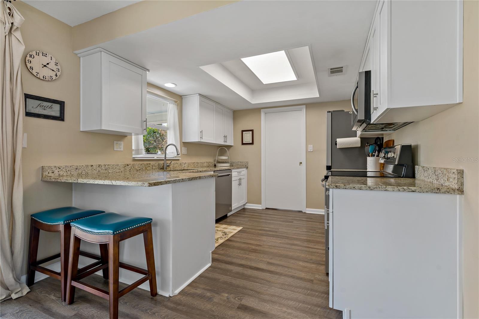 2211 MORNINGSIDE DR, CLEARWATER, FL, 33764