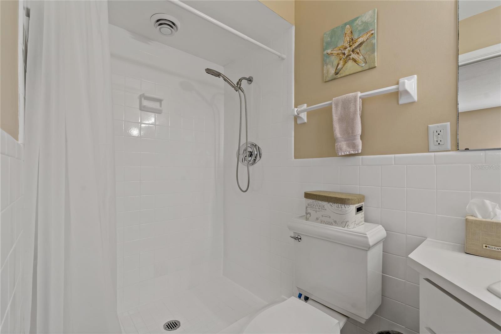 2211 MORNINGSIDE DR, CLEARWATER, FL, 33764