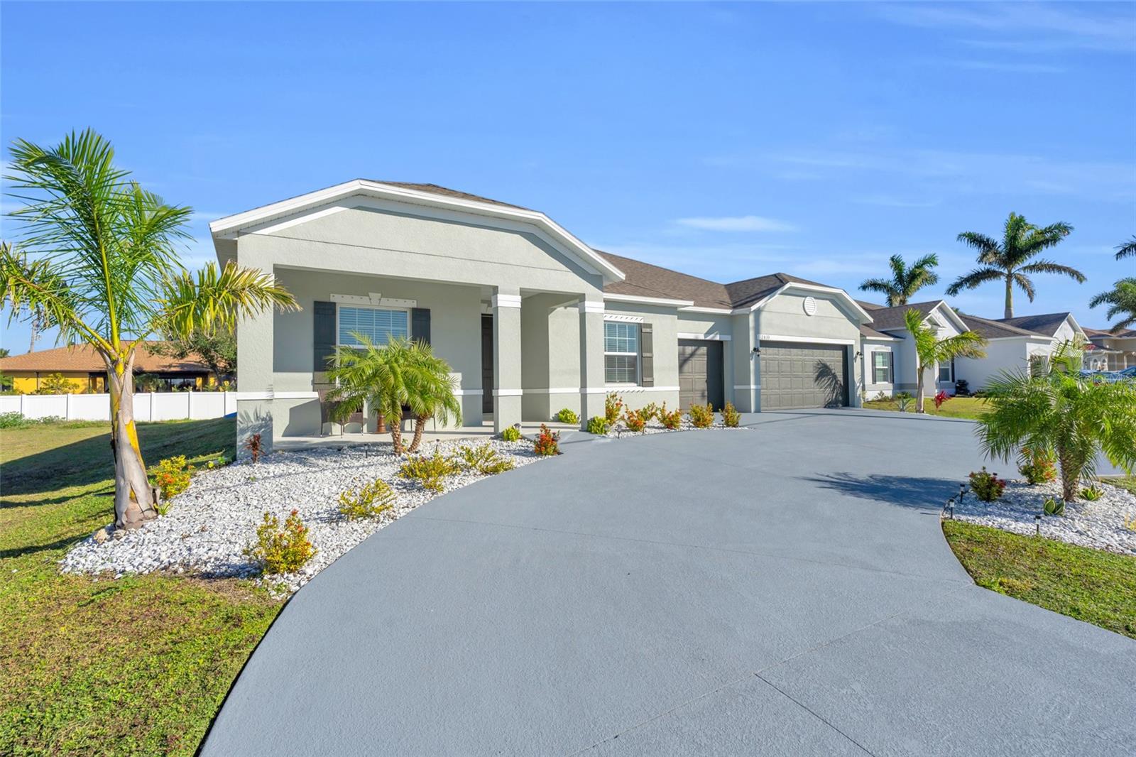 2833 GLEASON PKWY, CAPE CORAL, FL, 33914