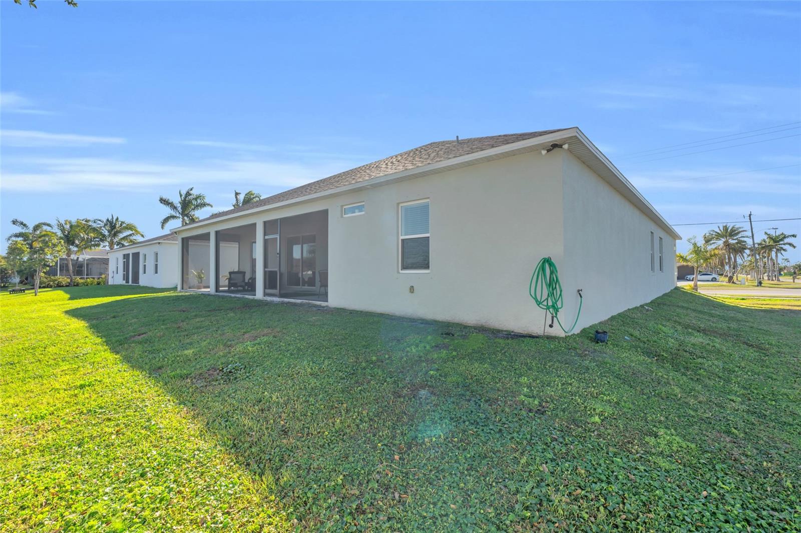 2833 GLEASON PKWY, CAPE CORAL, FL, 33914