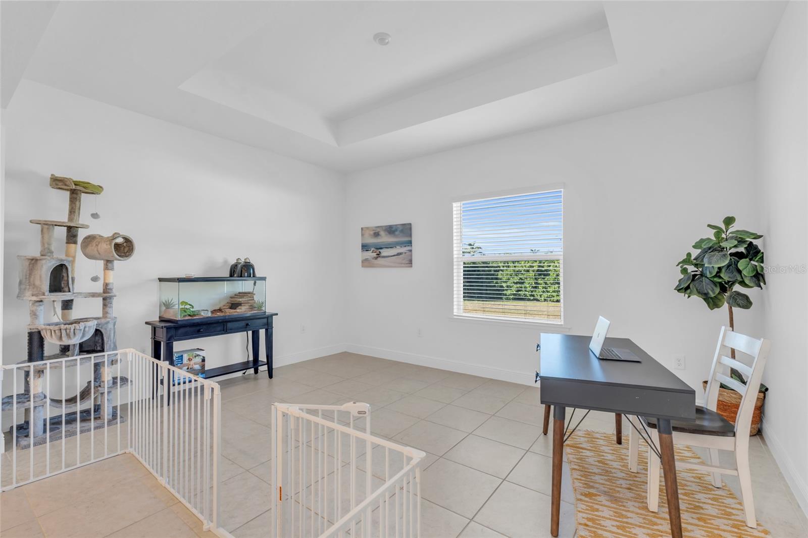2833 GLEASON PKWY, CAPE CORAL, FL, 33914