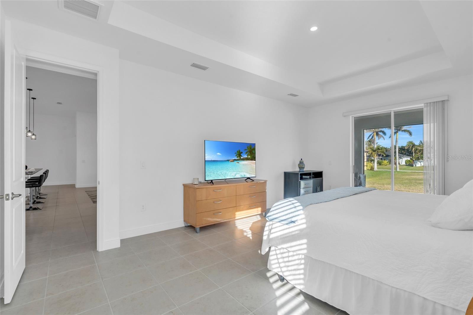 2833 GLEASON PKWY, CAPE CORAL, FL, 33914