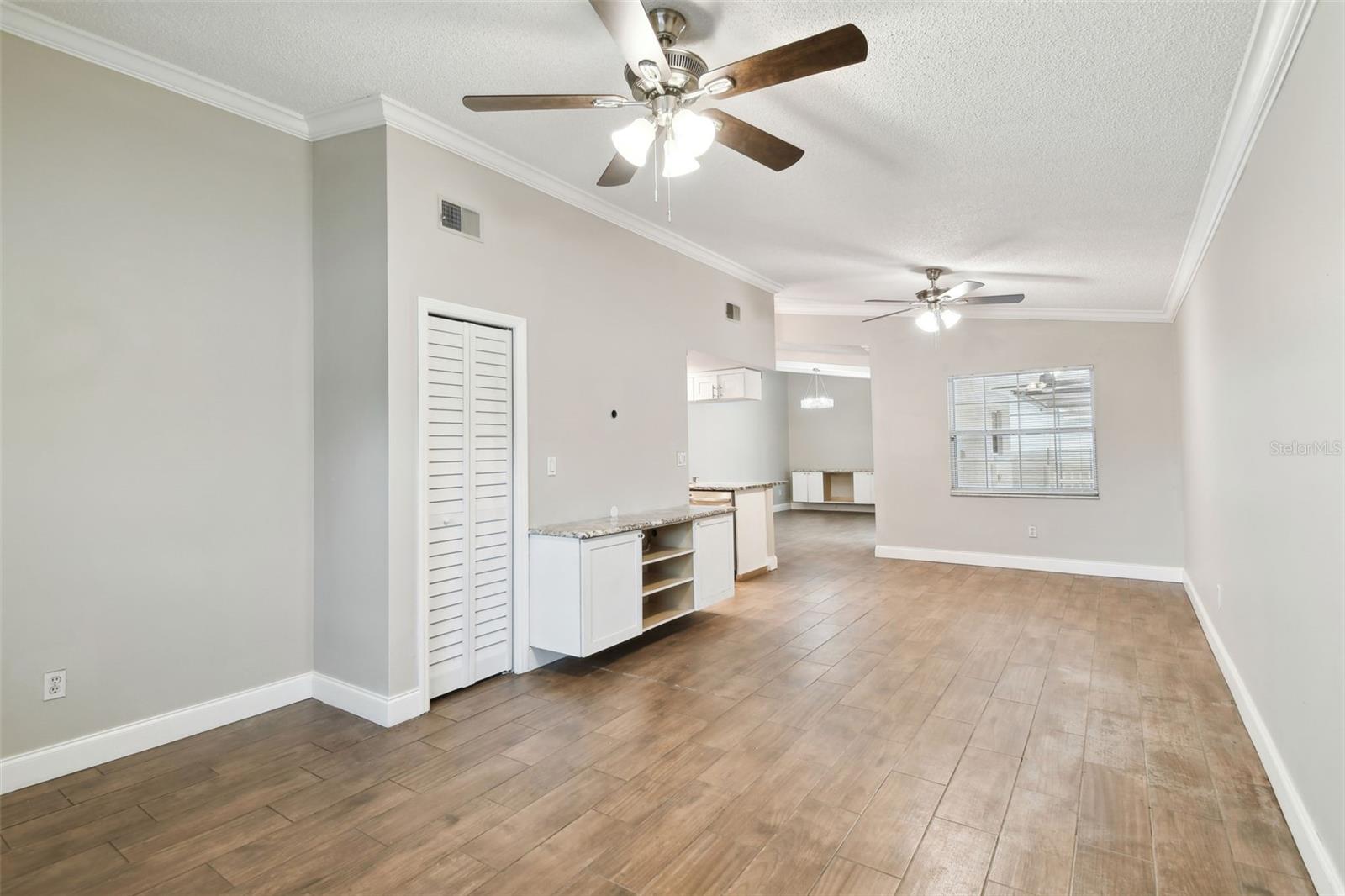 7101 69TH ST N, PINELLAS PARK, FL, 33781