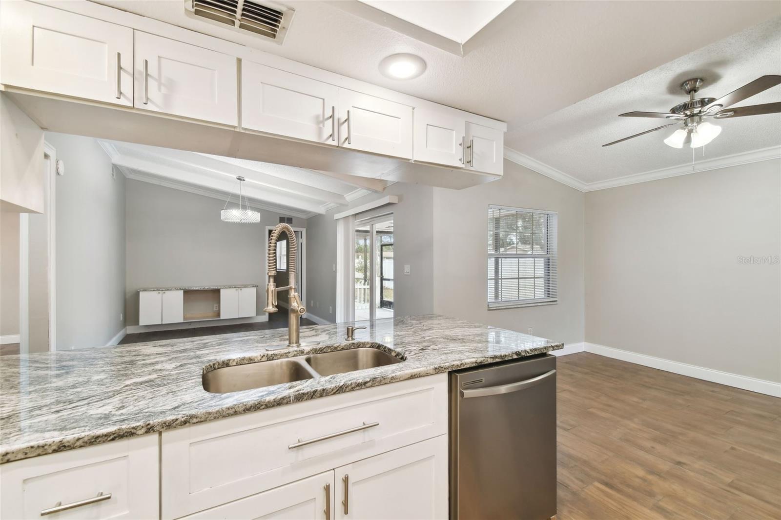 7101 69TH ST N, PINELLAS PARK, FL, 33781