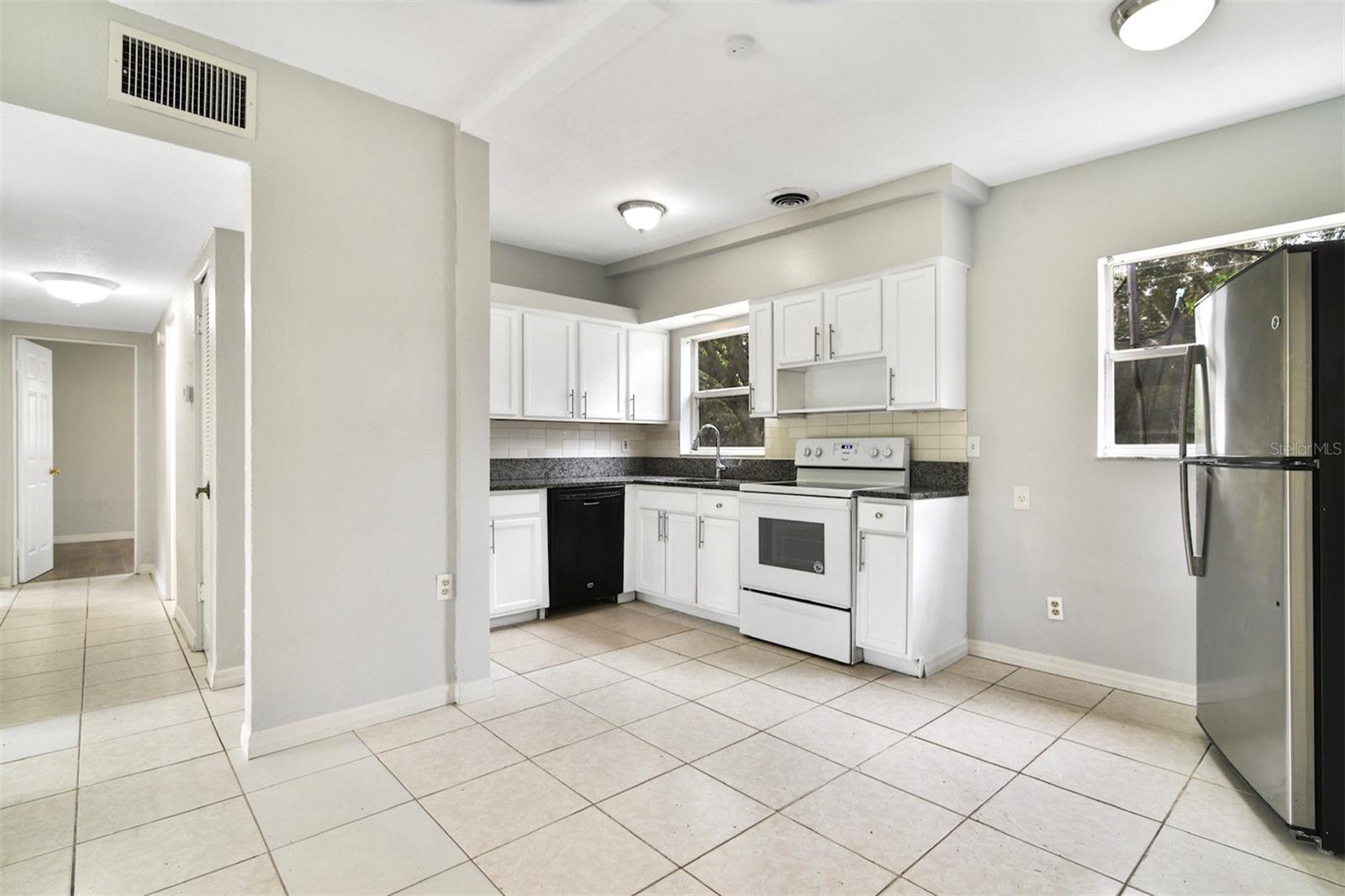 300 HOPE CIR, ORLANDO, FL, 32811