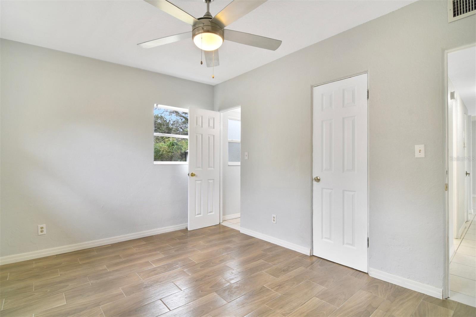 300 HOPE CIR, ORLANDO, FL, 32811