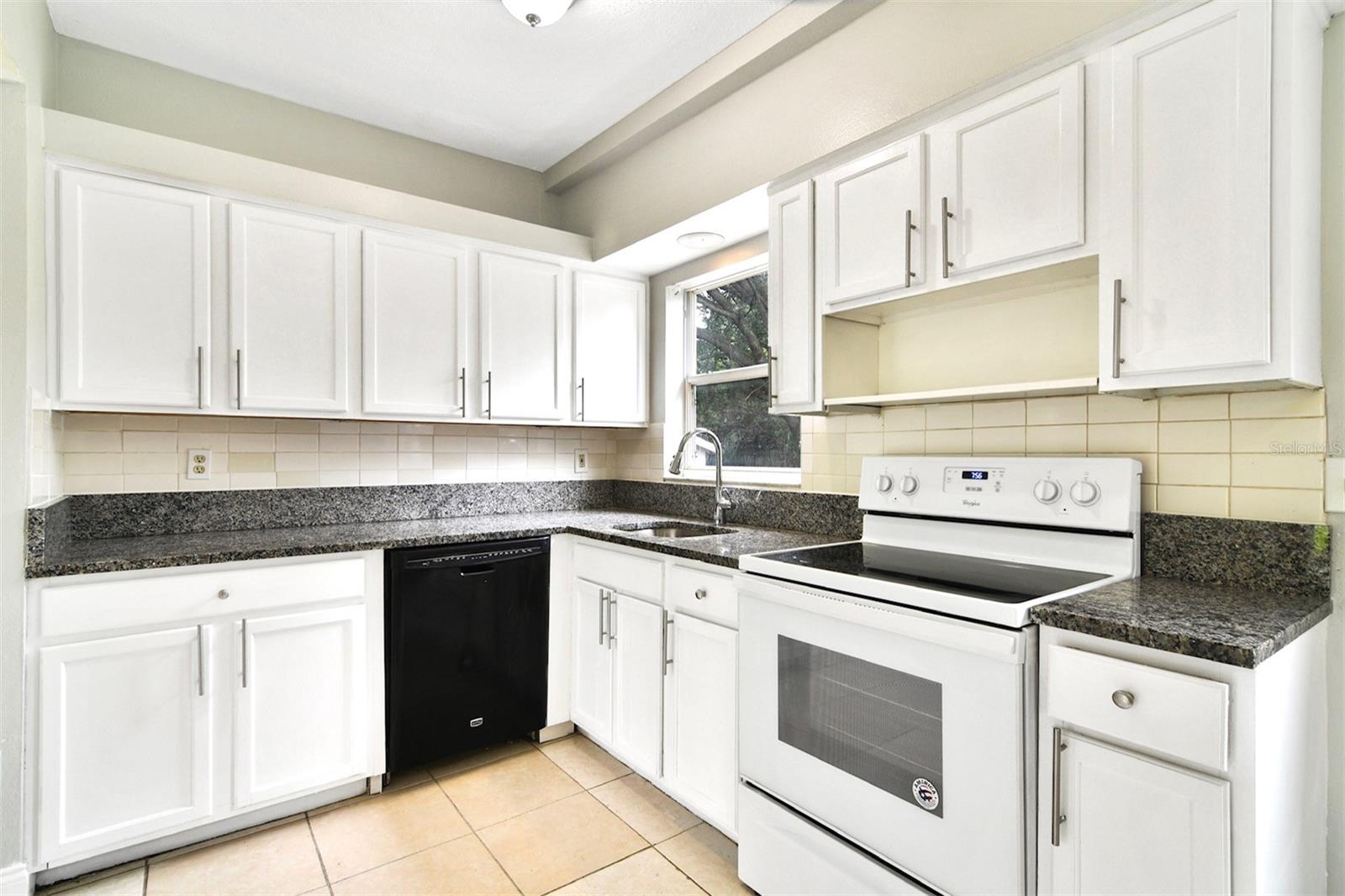 300 HOPE CIR, ORLANDO, FL, 32811