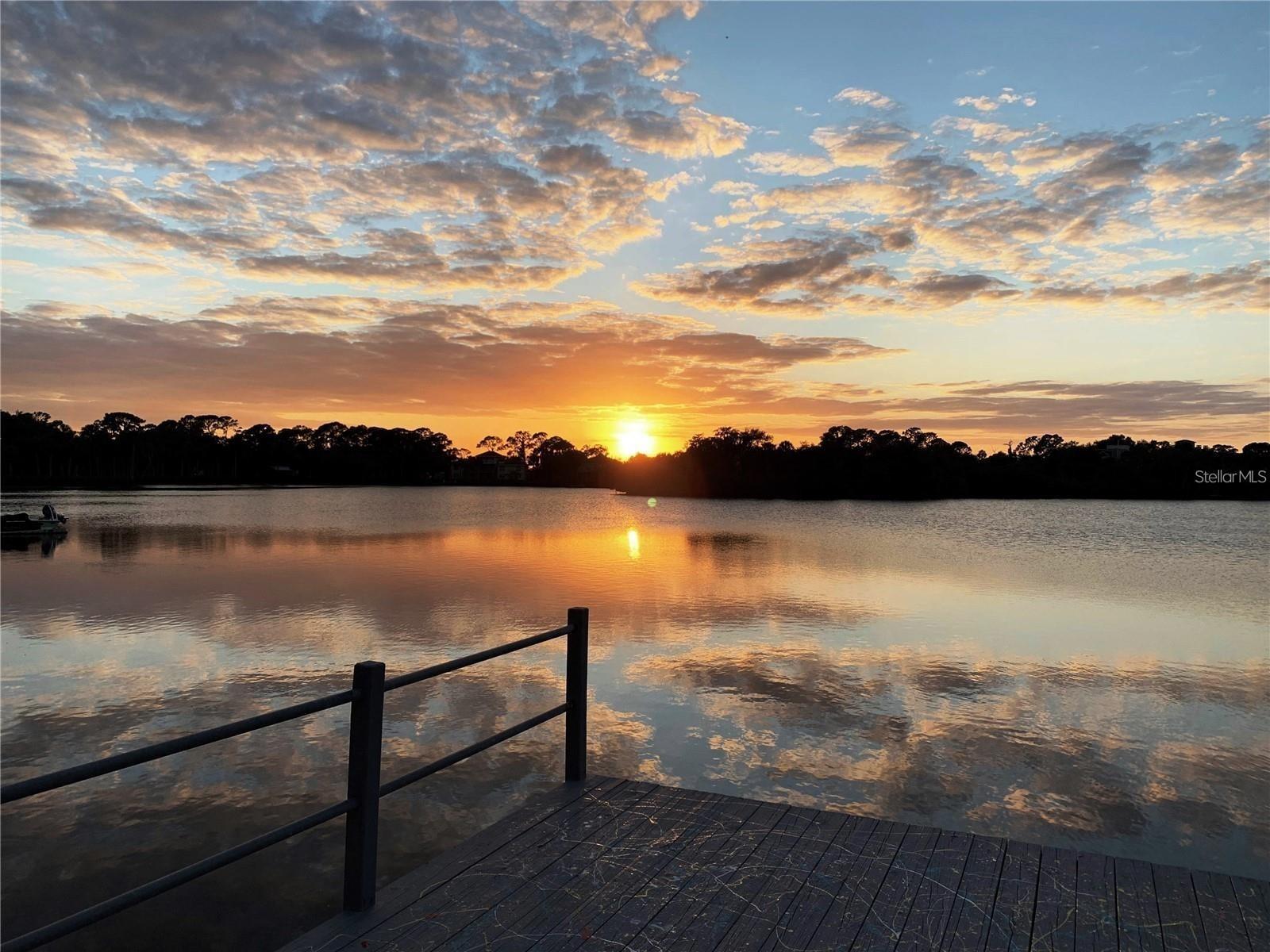 7127 PENINSULAR DR, NEW PORT RICHEY, FL, 34652