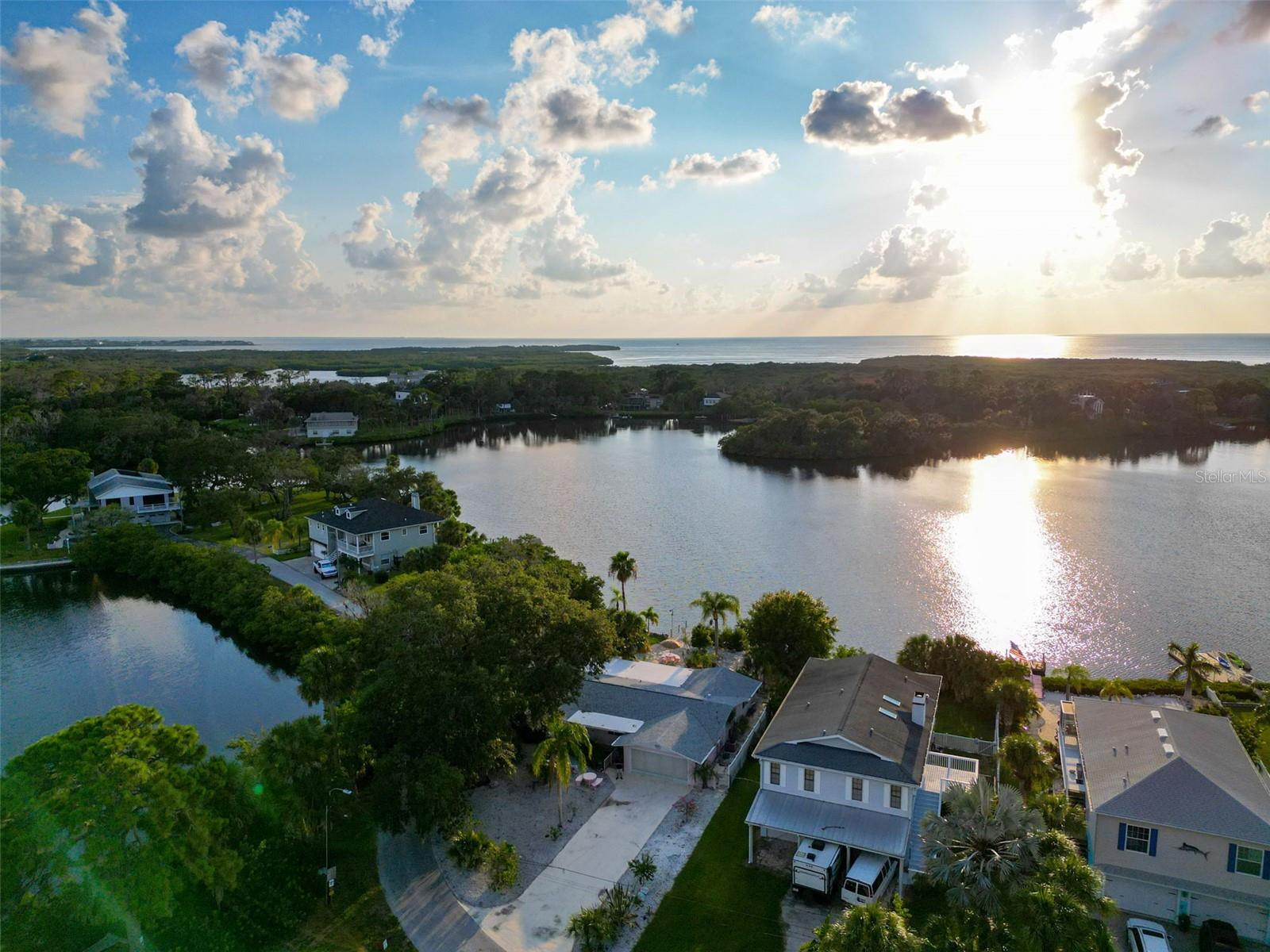 7127 PENINSULAR DR, NEW PORT RICHEY, FL, 34652