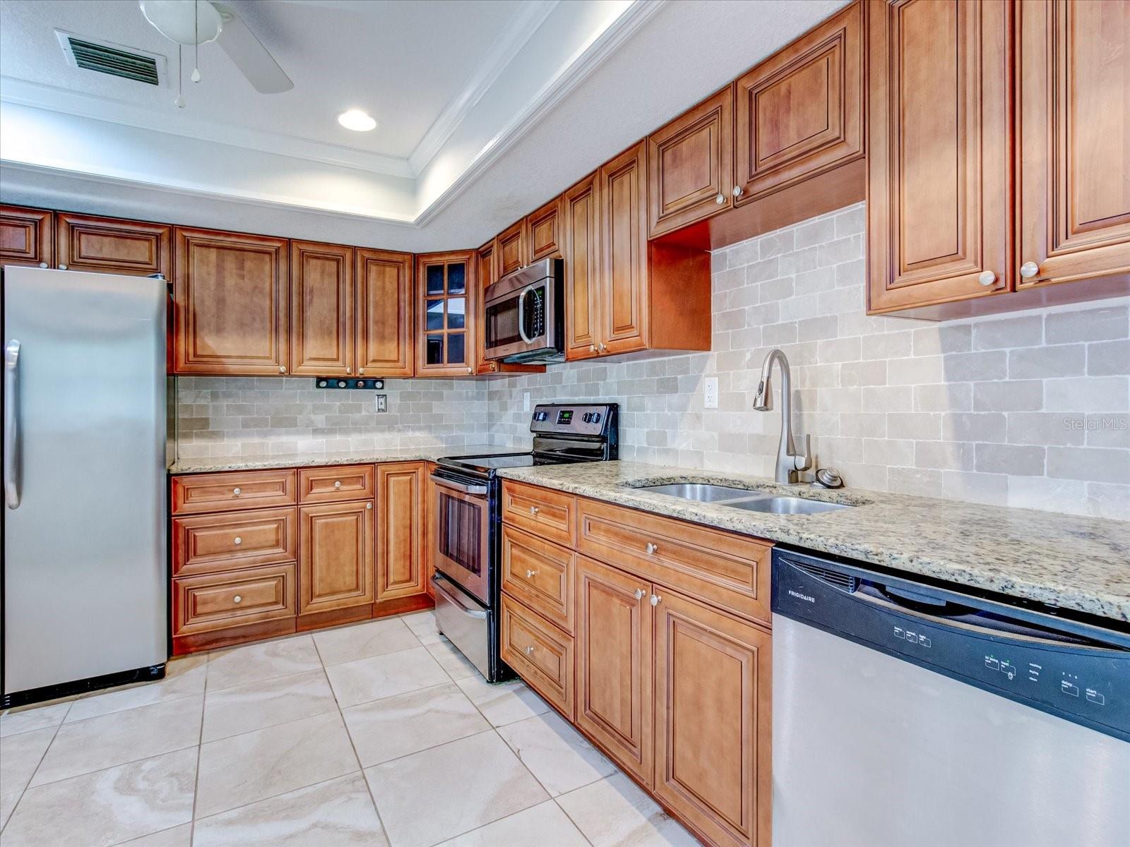 10 ASTER PL, OLDSMAR, FL, 34677