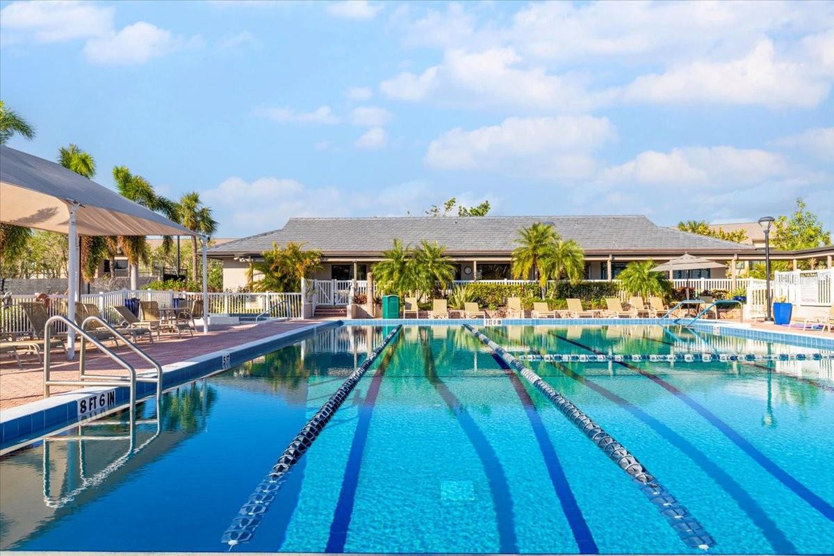 5450 EAGLES POINT CIR #404, SARASOTA, FL, 34231