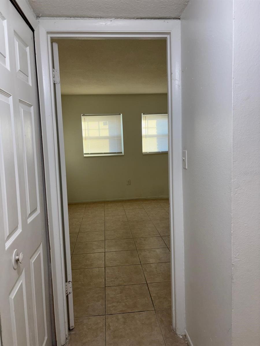 835 SKY LAKE CIR #B, ORLANDO, FL, 32809