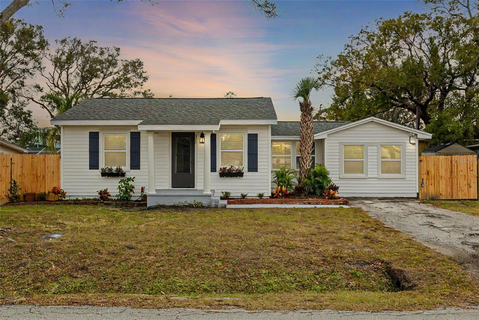3111 BAY LN, CLEARWATER, FL, 33759