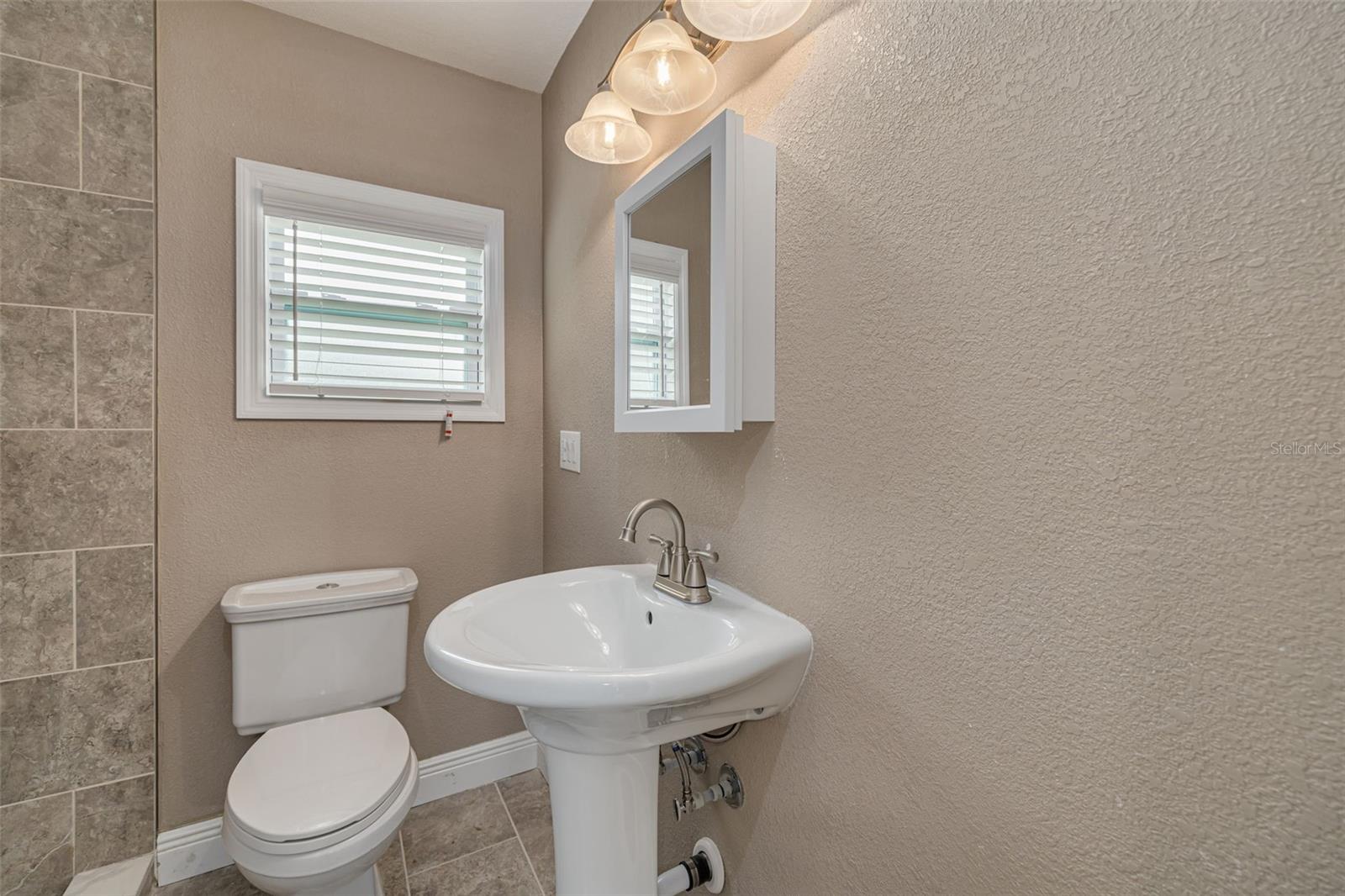 3111 BAY LN, CLEARWATER, FL, 33759